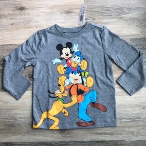 🔥NWT Mickey And Gang Long Sleeve Tee